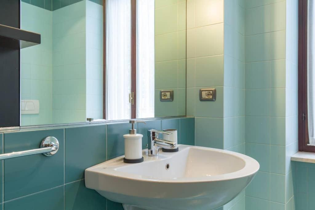 Comfortable Apartment Behind Arena Di Верона Экстерьер фото